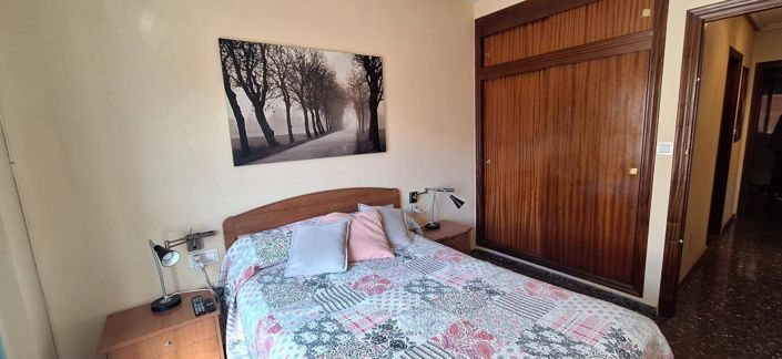 Image No.19-3 Bed Apartment for sale