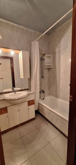 Image No.25-3 Bed Apartment for sale