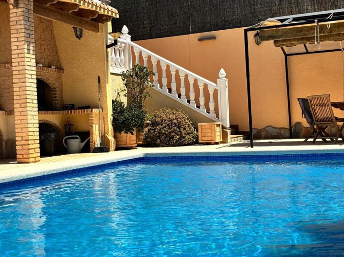 Image No.10-4 Bed Villa for sale