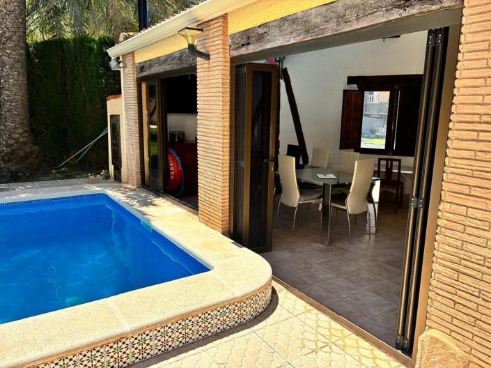 Image No.12-4 Bed Villa for sale