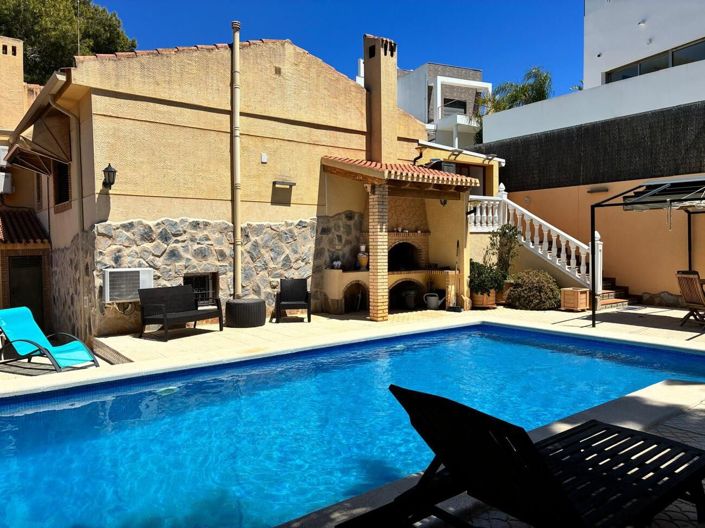 Image No.8-4 Bed Villa for sale