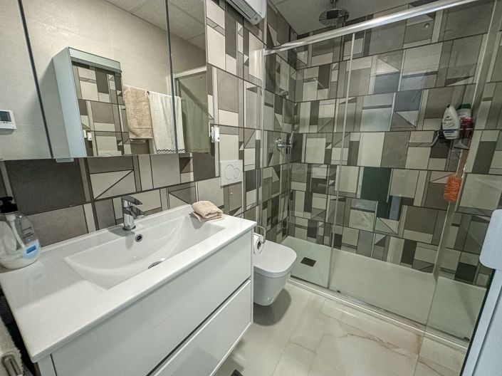 Image No.18-3 Bed Penthouse for sale