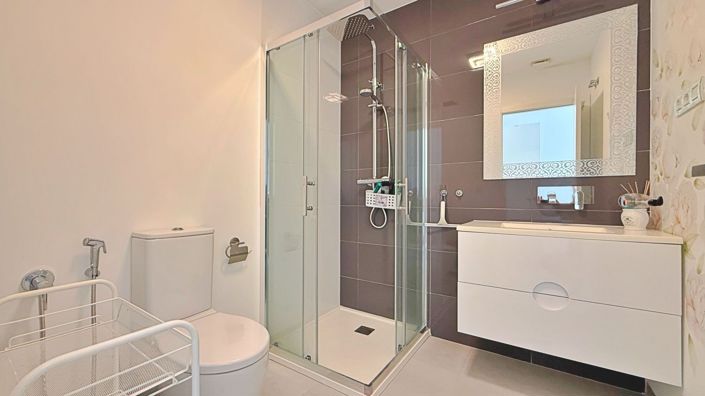 Image No.15-3 Bed Penthouse for sale