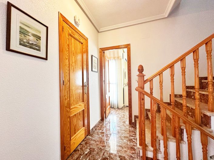 Image No.31-3 Bed Villa for sale