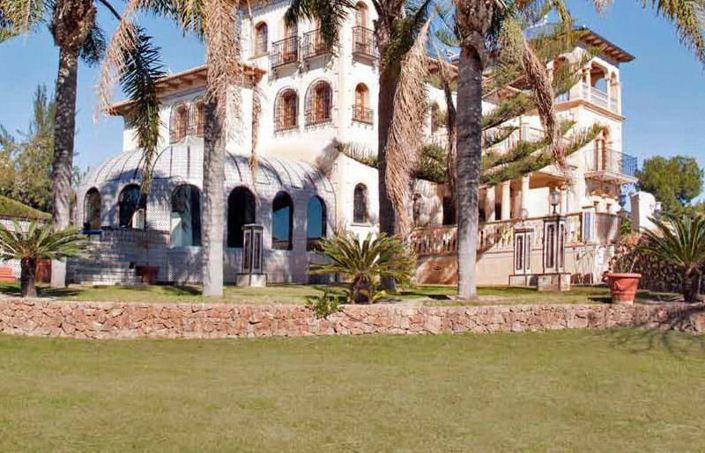 Image No.2-5 Bed Villa for sale