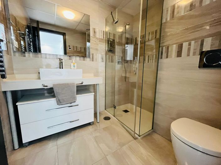 Image No.21-3 Bed Apartment for sale