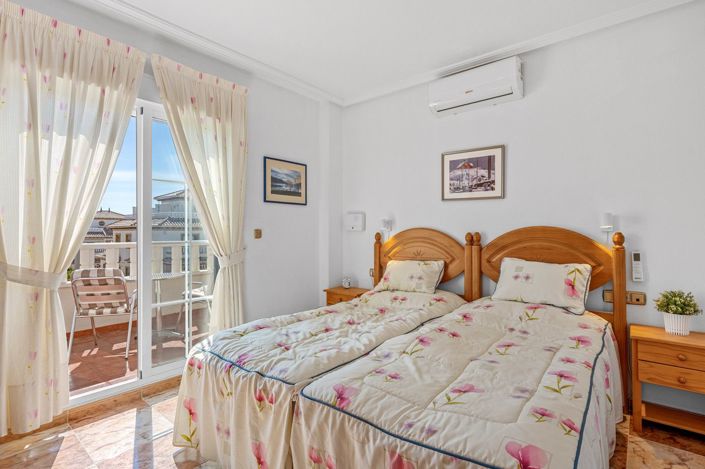 Image No.13-2 Bed Flat for sale