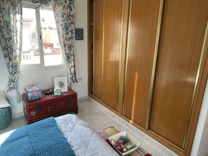 Image No.32-3 Bed Townhouse for sale