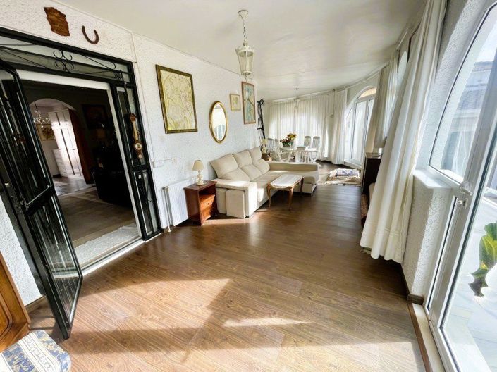 Image No.14-3 Bed Villa for sale