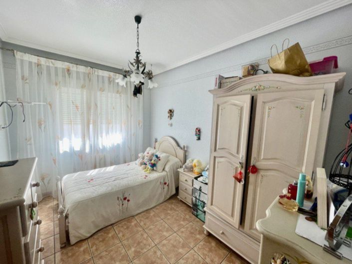 Image No.4-4 Bed Villa for sale