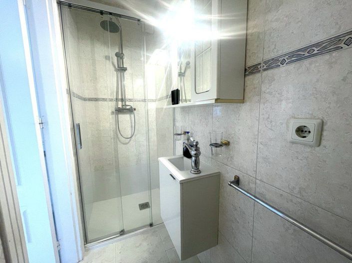Image No.4-2 Bed Bungalow for sale