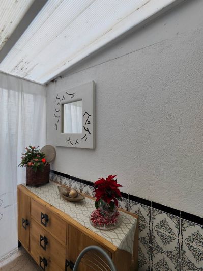 Image No.15-2 Bed Semi-Detached for sale
