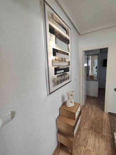 Image No.18-2 Bed Semi-Detached for sale