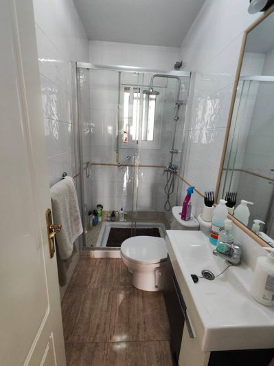 Image No.21-2 Bed Semi-Detached for sale