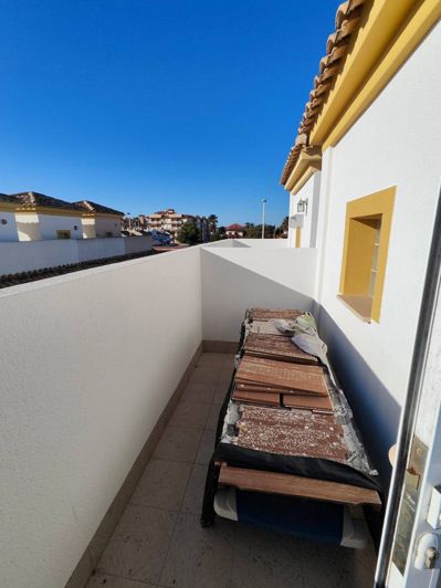 Image No.42-2 Bed Semi-Detached for sale