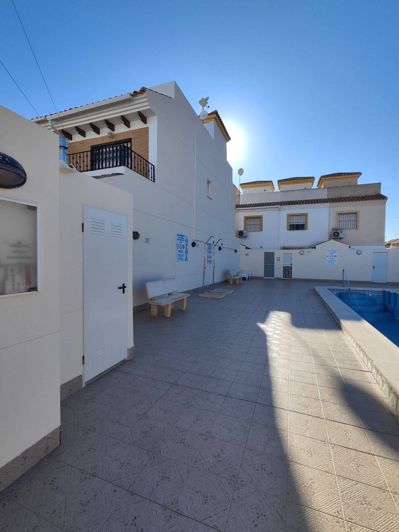 Image No.50-2 Bed Semi-Detached for sale