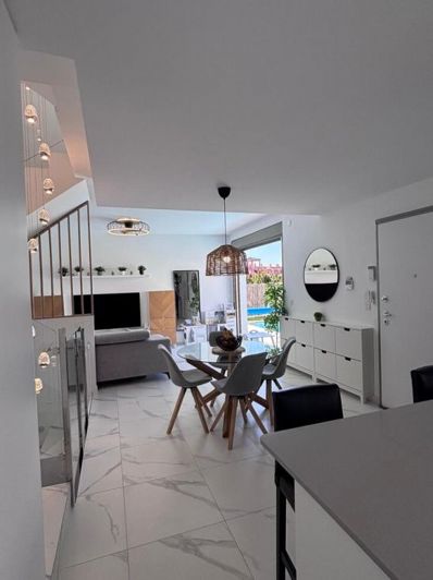 Image No.9-5 Bed Villa for sale