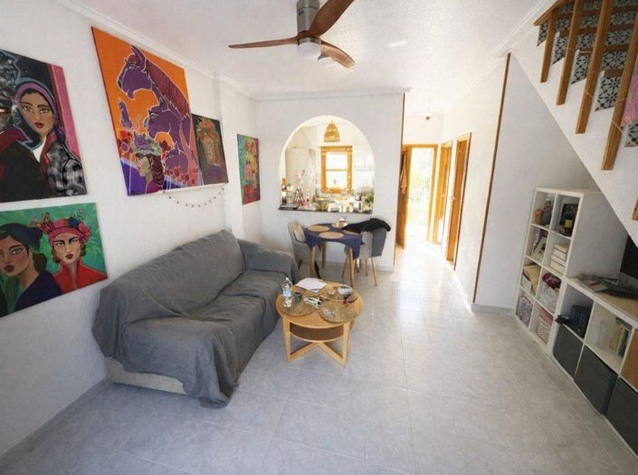 Image No.7-3 Bed House for sale