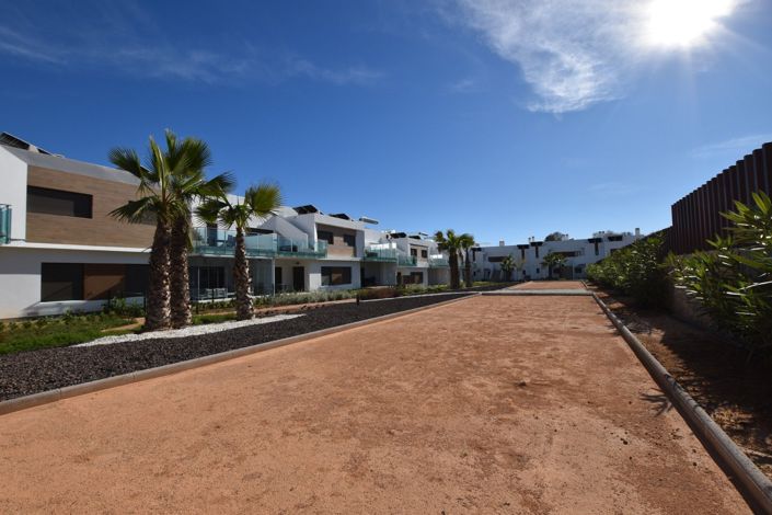 Image No.40-2 Bed Apartment for sale