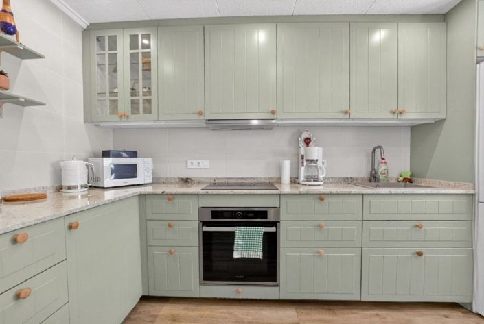 Image No.17-3 Bed House for sale