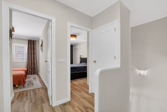 Image No.26-3 Bed House for sale