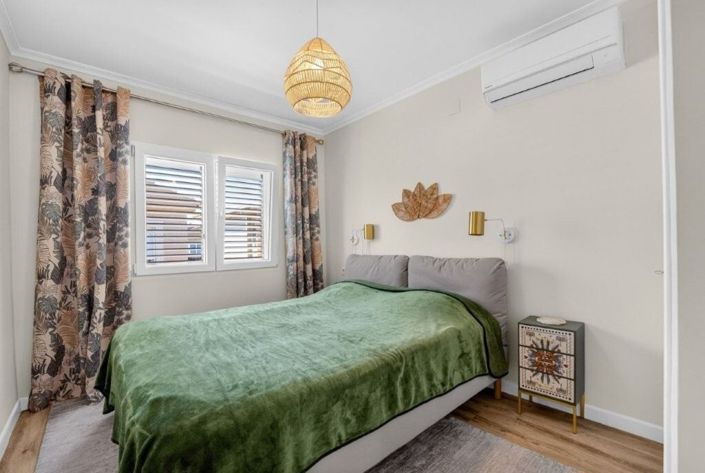 Image No.27-3 Bed House for sale