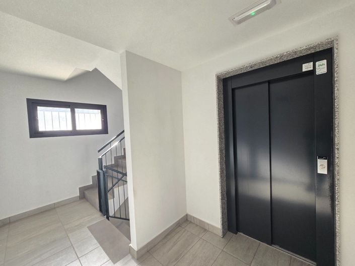 Image No.21-2 Bed Apartment for sale