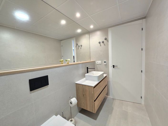 Image No.24-2 Bed Apartment for sale