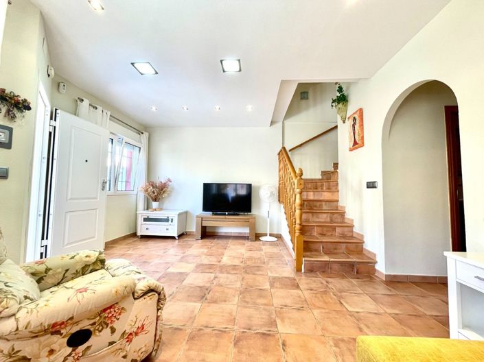 Image No.26-4 Bed House for sale