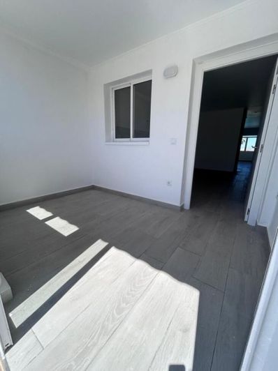 Image No.32-3 Bed Duplex for sale