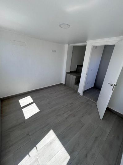 Image No.4-3 Bed Duplex for sale
