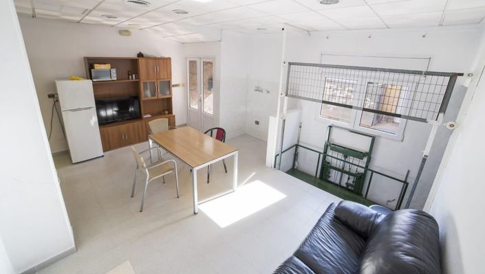 Image No.19-5 Bed House for sale