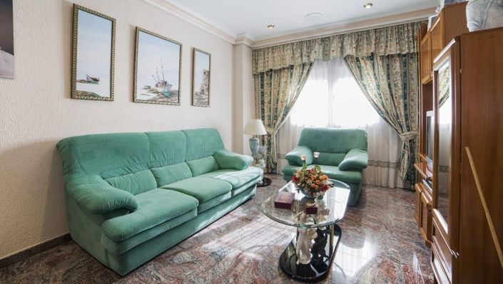 Image No.28-5 Bed House for sale