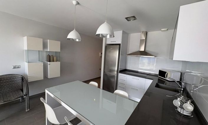 Image No.18-2 Bed Apartment for sale