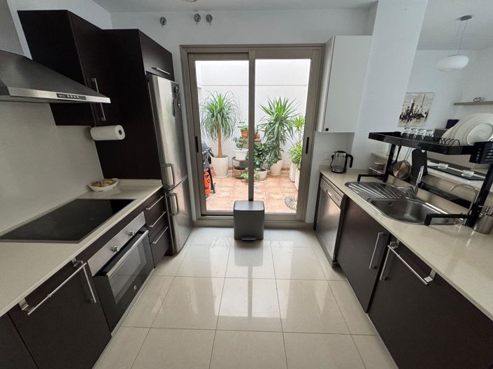 Image No.33-3 Bed House for sale