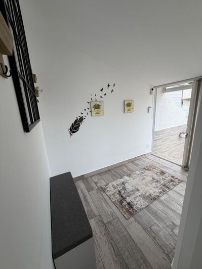 Image No.12-4 Bed House for sale