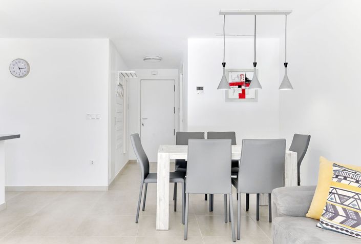 Image No.17-2 Bed Apartment for sale