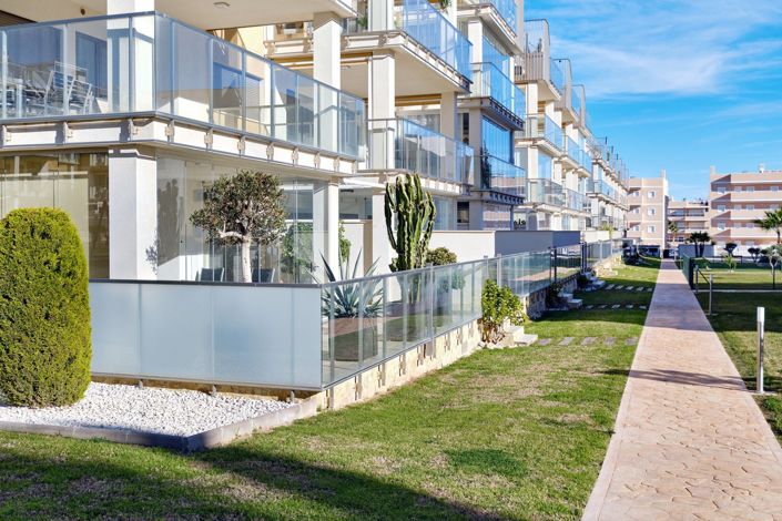 Image No.45-2 Bed Apartment for sale
