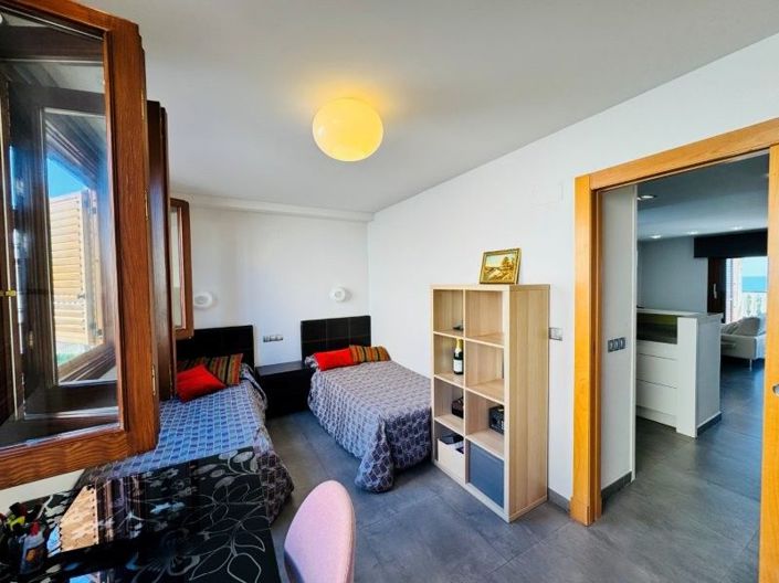 Image No.49-2 Bed Duplex for sale