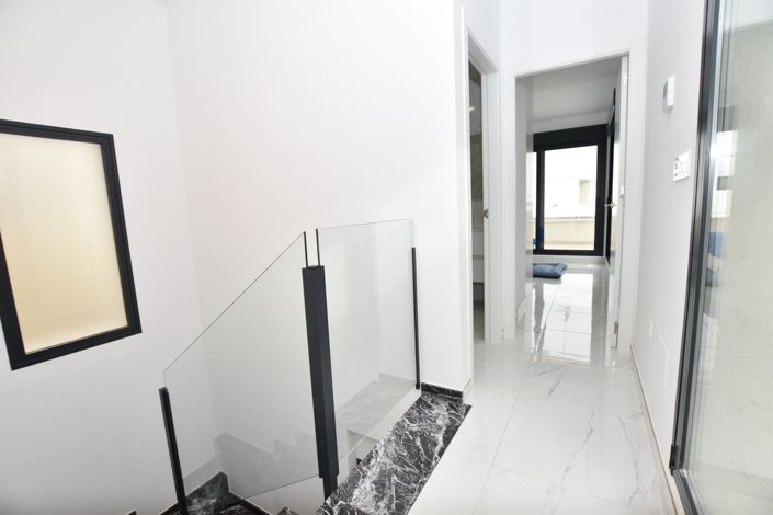 Image No.22-3 Bed Villa for sale