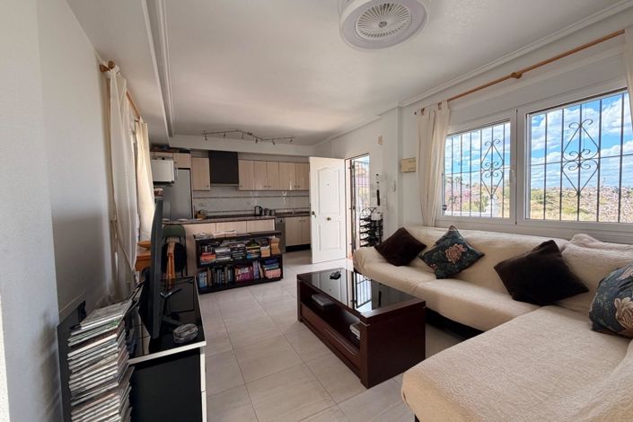 Image No.3-2 Bed Townhouse for sale