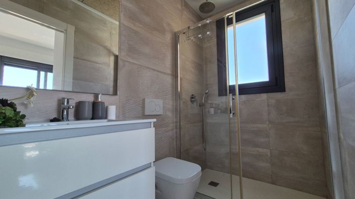 Image No.28-4 Bed Villa for sale