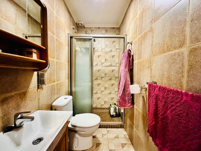 Image No.18-3 Bed Bungalow for sale
