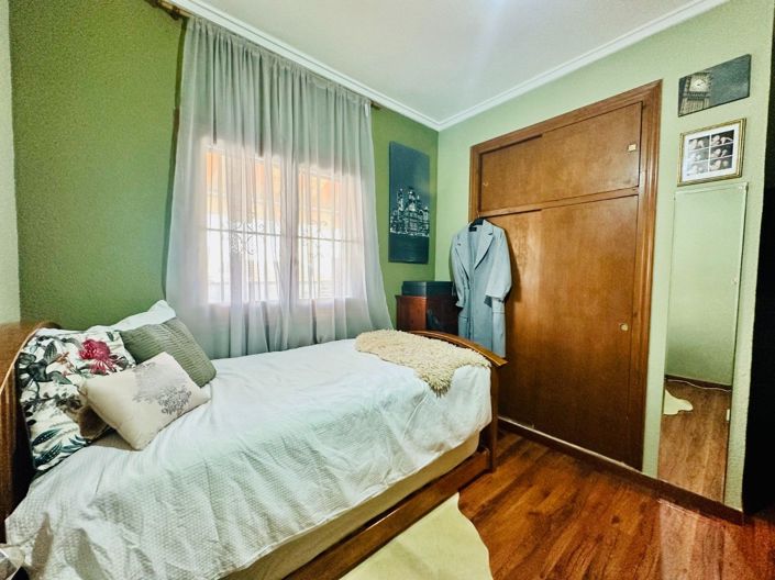 Image No.21-3 Bed Bungalow for sale