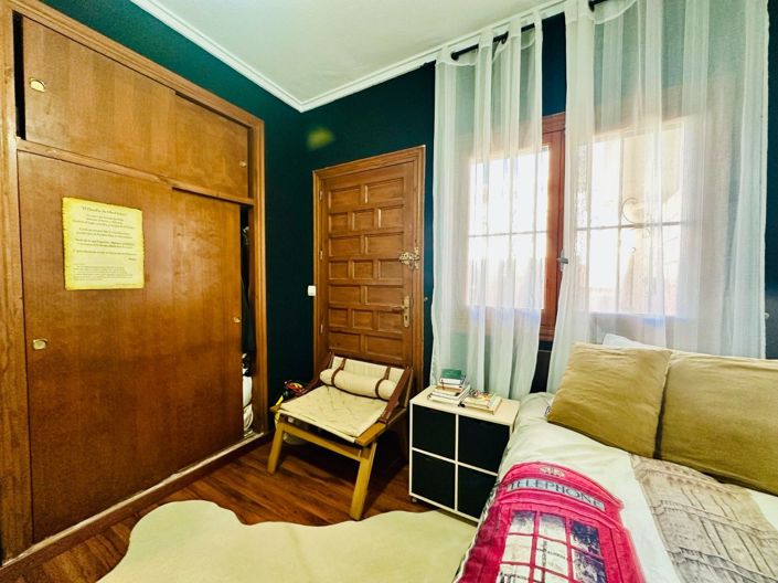 Image No.24-3 Bed Bungalow for sale