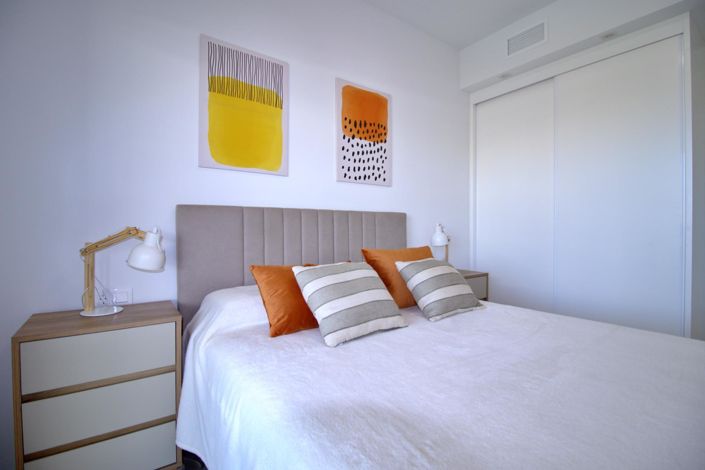 Image No.15-2 Bed Apartment for sale
