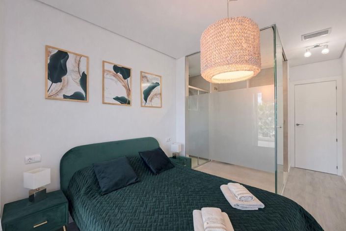 Image No.13-3 Bed Apartment for sale