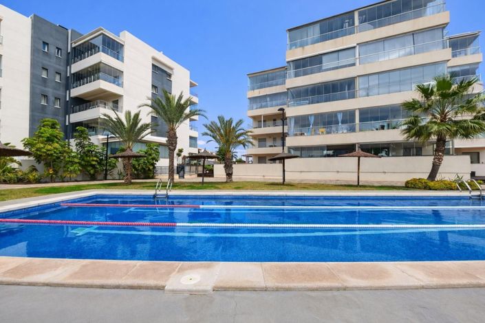 Image No.24-3 Bed Apartment for sale