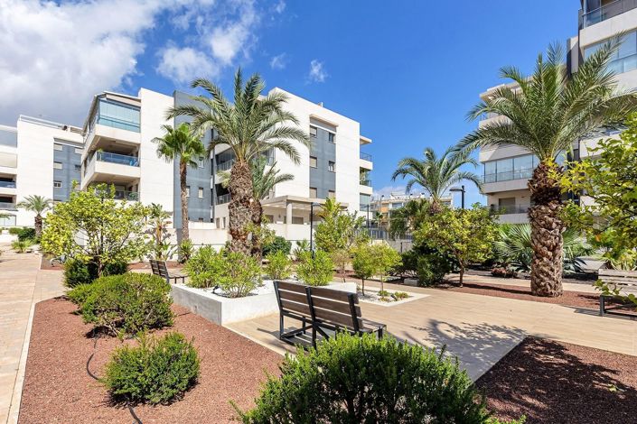 Image No.32-3 Bed Apartment for sale