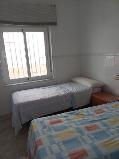 Image No.30-5 Bed House for sale